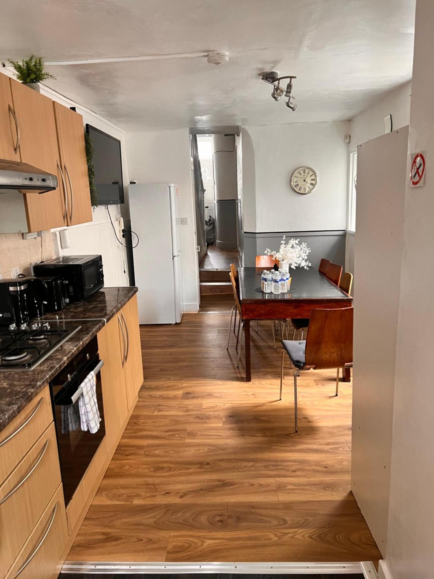 A Little Slice Of London Villa Ngoại thất bức ảnh